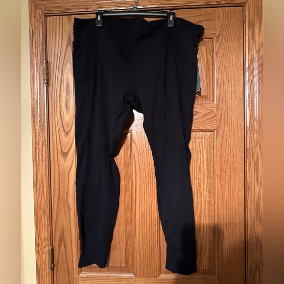 Athleta Pants - Athleta excursion tight NWT